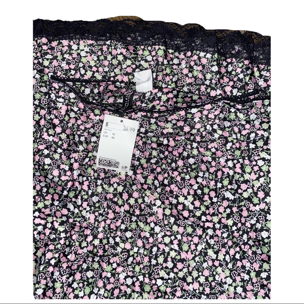 H&M Floral MIDI Skirt